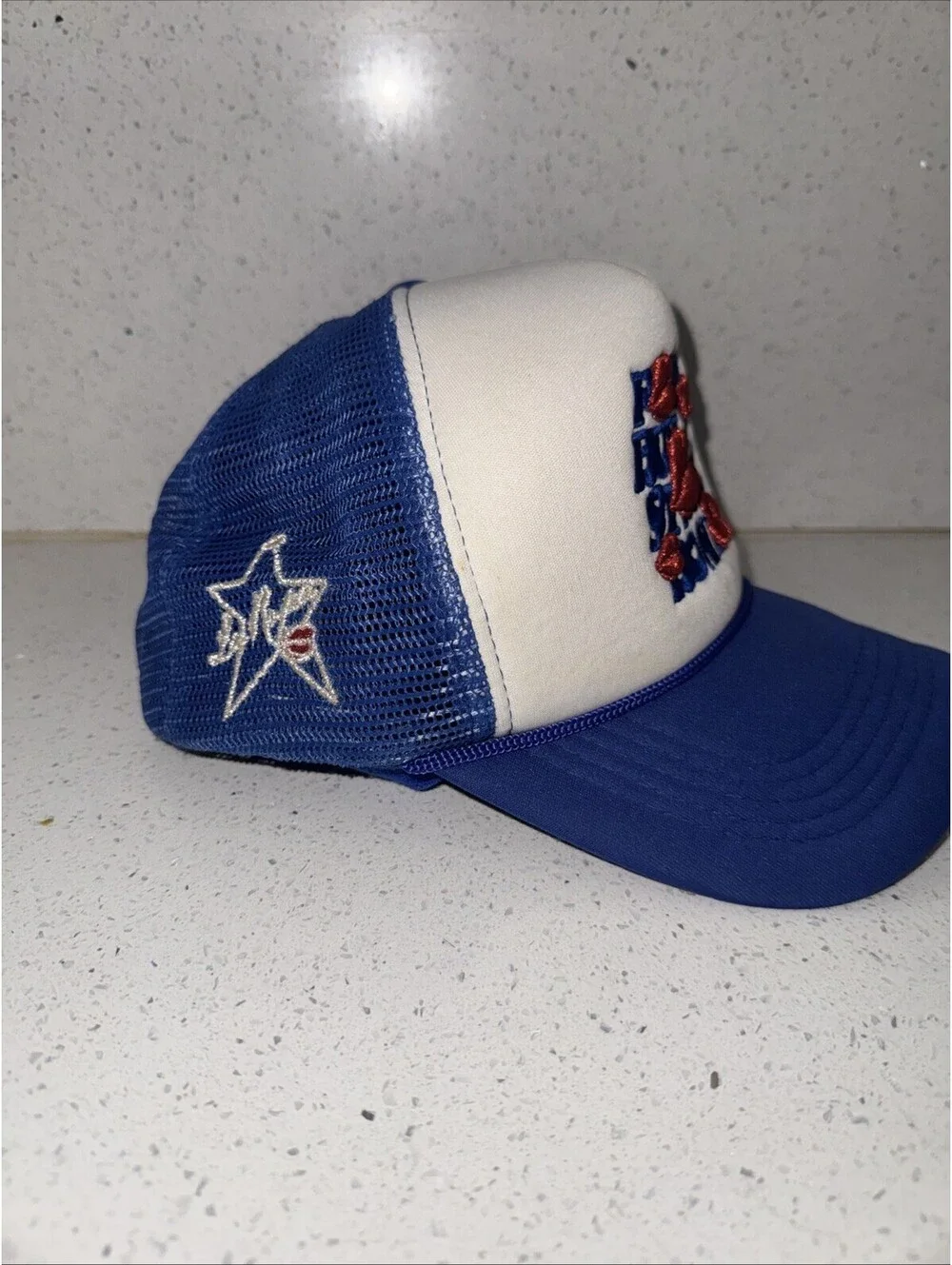 La Ropa Fruity Pebble Trucker Hat Blue White Red Lips Embroidered Mesh Cap Rare